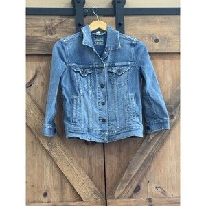 Levi’s San Francisco Women’s Medium Wash Denim Trucker Jean Jacket _ Size (S)